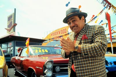 "Don'cha wanna be an owner?!"